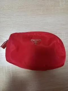 PRADA レッド ナイロンポーチ