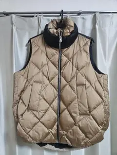 ダウンベスト ベージュ×ブラック margaux vintage