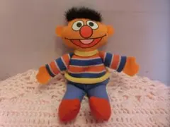 アーニー フィギュア