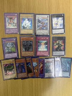 遊戯王 旧レリーフ まとめ売り 27枚 - メルカリ