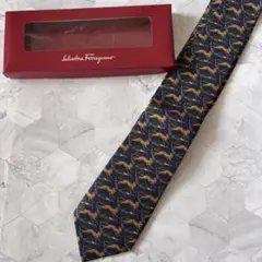 Salvatore Ferragamo ネクタイ チーター柄