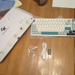 GamaKay TK75-V2 メカニカルキーボード(静音銀軸)