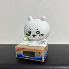 ちいかわ ガチャガチャ　ダンボールウォッチ