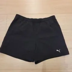 Puma ブラックショートパンツ DRY機能付き
