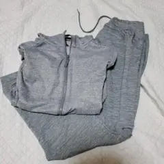 UNIQLO ジャージセット 150 グレー