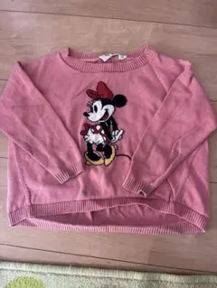 ミニーマウス刺繍　トップス　ユニクロ