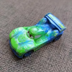 カーズ　トミカ　カルラ　ヴェロッソ　スタンダードタイプ