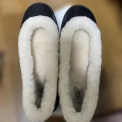 UGG Zora Leather Ballet Flat 24.5cm