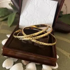 新品‼️Hawaiian jewelry ‼️ オープンカフバングル2本セット - メルカリ