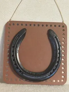 本物馬蹄　幸せを呼ぶ　蹄鉄　ブラック