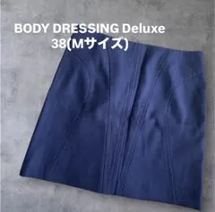 美品BODY DRESSING Deluxe ウール 膝上丈スカート ネイビーMのサムネイル