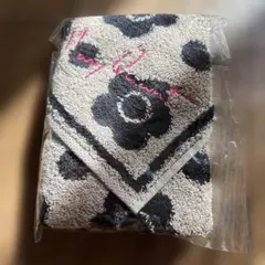MARY QUANT タオルハンカチ 花柄 デイジーのサムネイル