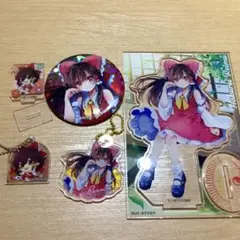 東方　博麗霊夢　アクスタ　缶バッジ　キーホルダー　まとめ売り　5点セット