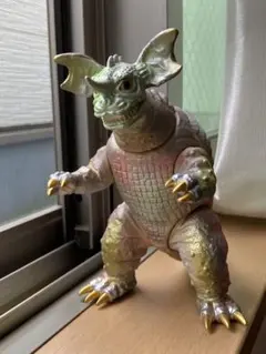 バラゴン　ソフビ　リペイント　ムービーモンスター　ウルトラ怪獣　ゴジラ