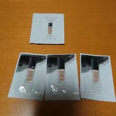 コスメデコルテファンデーションサンプル。