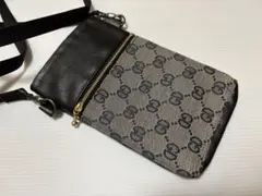 マチ付き　スマホポーチ　スマホショルダー　ポシェット　サコッシュ　オーガナイザー