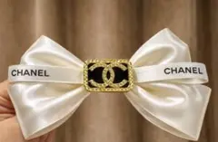 CHANELリボン バレッタ ヘアクリップ ロゴ ノベルティ ヘアアクセサリー