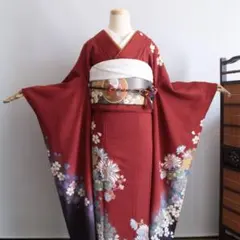 振袖フルセット 赤 黒 クール 駒刺繍 金彩 正絹 成人式 前撮り