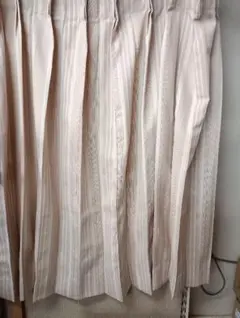 新品ベージュ ストライプ柄 ヒダ付きカー-テン 2枚セット鎖の房掛け付き