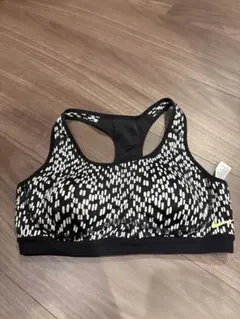 スポーツブラ m