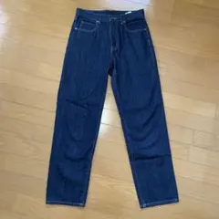 UNIQLO スラウチテーパードアンクルジーンズ 23 丈長め