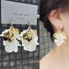 Item thumbnail for item e89ae5be-15e9-4e95-adc9-5a00f27c7f18