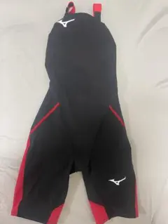 Mizuno 競泳用水着 黒/赤 ストラップ付き