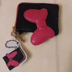 Disney ミニーマウスポーチ キーホルダー付きミパスケース【未使用タグ付き】