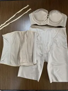 ブライダルインナー　三点セット