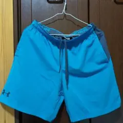 UNDER ARMOR　ショートパンツ