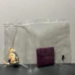 猫のフィギュアと紫のブロックセット