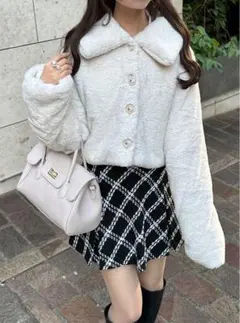 GRL ビジューボタンショート丈ファーコート [kd43]