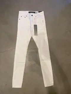新品】 VALABASAS バラバサス スキニー ホワイト サイズ28 - メルカリ