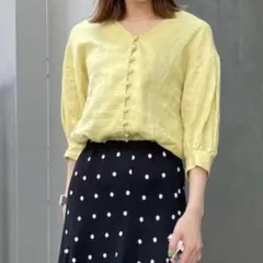 【 アーバンリサーチ 】　黄色　リネン　くるみボタン　ブラウス