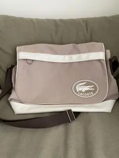 LACOSTE メッセンジャーバッグ ベージュのサムネイル