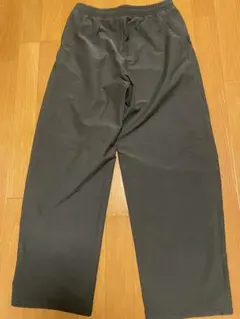 カジュアルパンツ