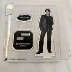 セブチカフェ ウジ アクスタ