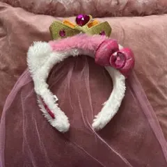 USJ ユニバ　カチューシャ　キティちゃん　ピンクの王冠