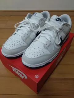NIKE DUNK LOW RETRO ホワイト/ネイビー