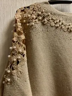 キ*ミ様 パールビジュー刺繍 ベージュ 長袖ニットセーター