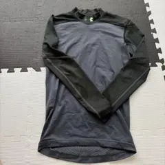 Under Armour アンダーシャツ 長袖 ブラック グレーのサムネイル