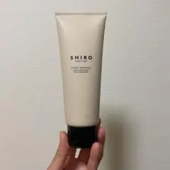 新品未使用　SHIRO PERFUME ヘアトリートメントのサムネイル