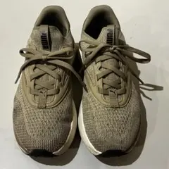 PUMA SOFTRIDE スニーカー ベージュ