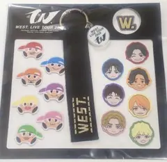 WEST. ワッペンが１５個とストラップが１つのやつです♪