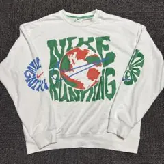 Nike トレーナー