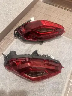 ジャンク品 T32エクストレイル LED レッドテールランプ 左右セット