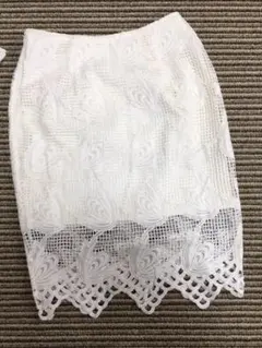 新品　FREE’S SHOP 白のレース風スカート