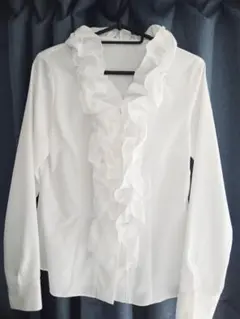 フリル付きホワイトシャツ 　11号