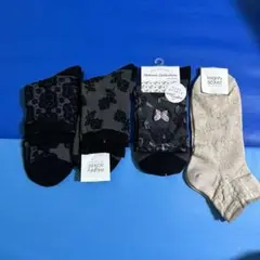 【新品] 靴下　柄付ソックス　蝶　履き口ゆったりレディース4足セット　22〜24