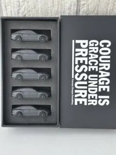 新品未使用 ポルシェ パナメーラ ミニカーマグネット - メルカリ